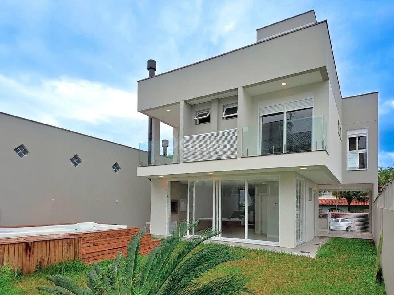 Casa para venda com 3 dormitórios em Campeche com 195 m² — foto principal