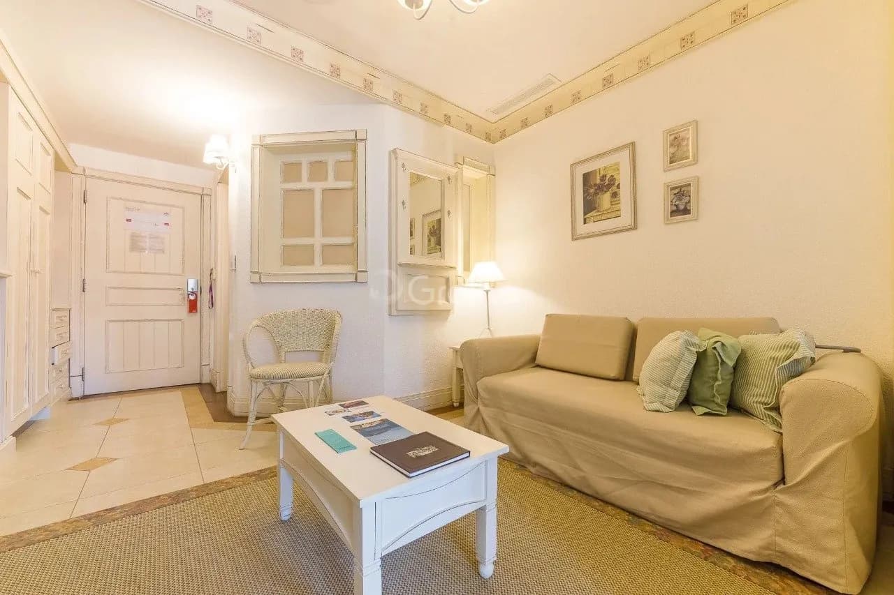 Apartamento para venda com 1 dormitório, em Jurerê Internacional com 36 m² — foto 2
