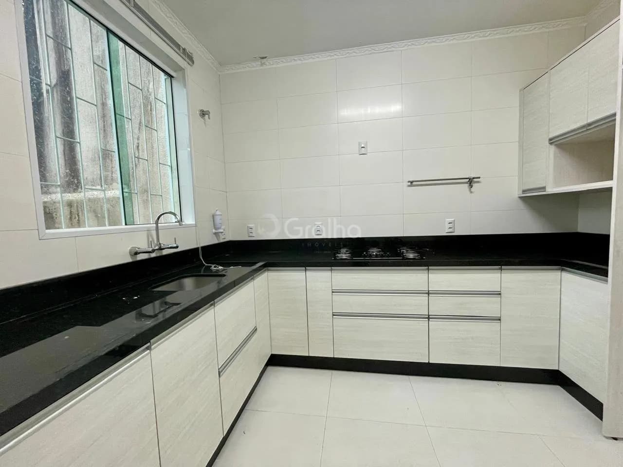 Casa para venda com 5 dormitórios em Côrrego Grande com 309 m² — foto 5