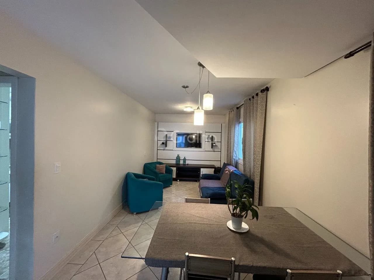 Casa para venda com 2 dormitórios em Serraria com 112 m²