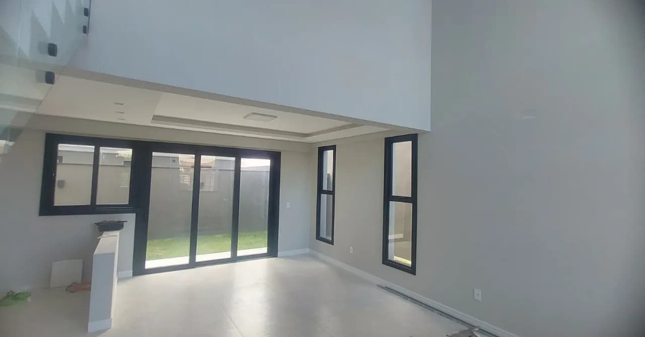 Casa para venda com 3 dormitórios em Carianos com 175 m² — foto 3