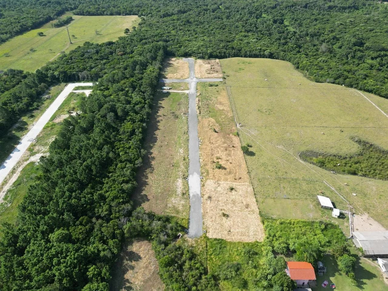 Terreno para venda em Ribeirão da Ilha com 442 m²