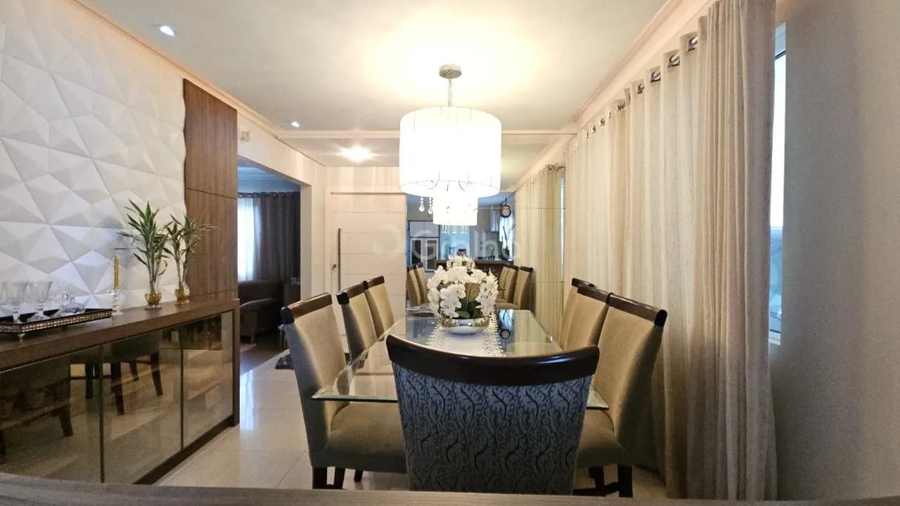 Casa para venda com 3 dormitórios em Carianos com 168 m² — foto principal