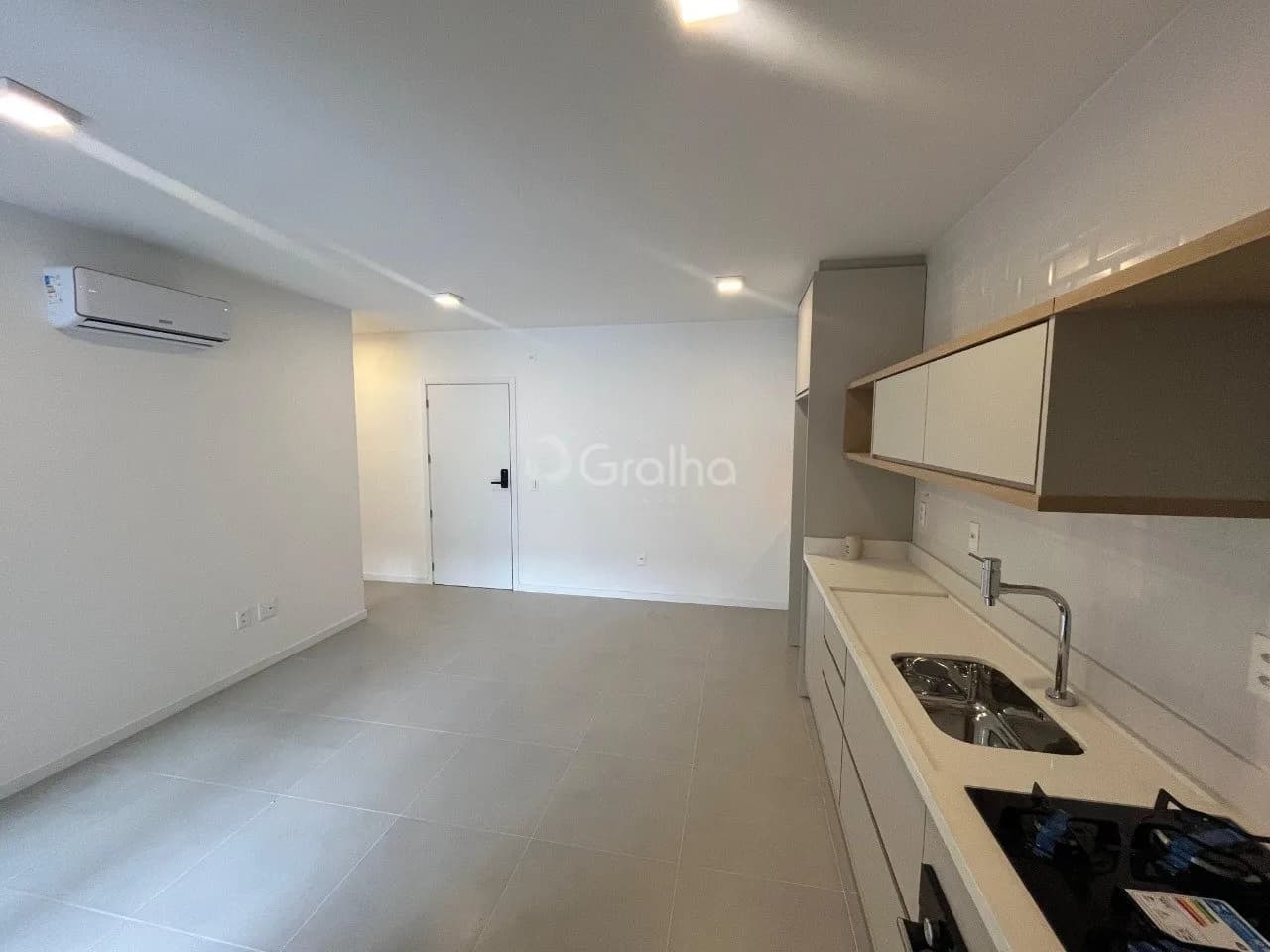 Apartamento para venda com 2 dormitórios em Cacupé com 71 m² — foto 5