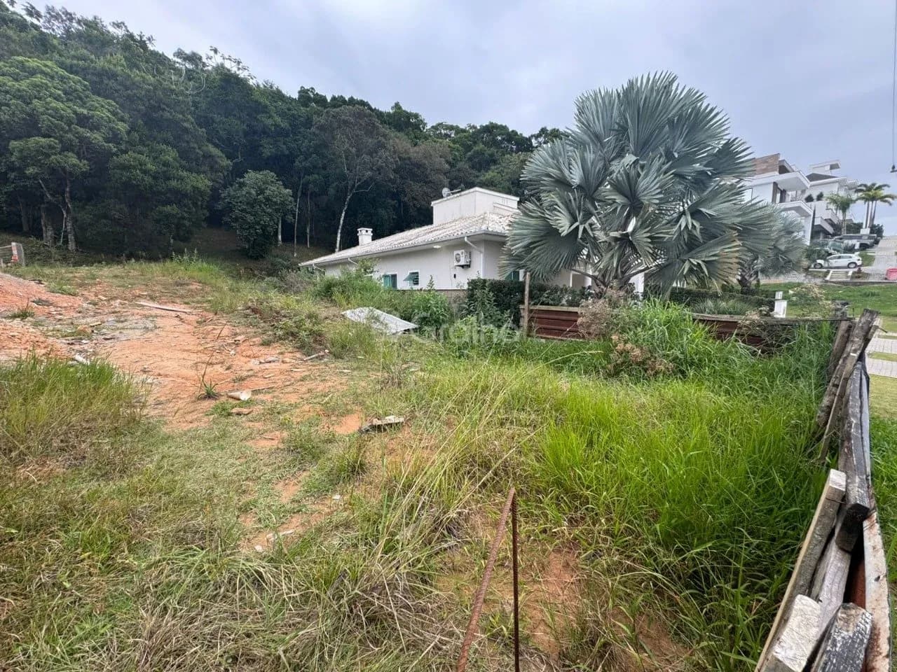 Terreno para venda em Pedra Branca com 360 m² — foto principal