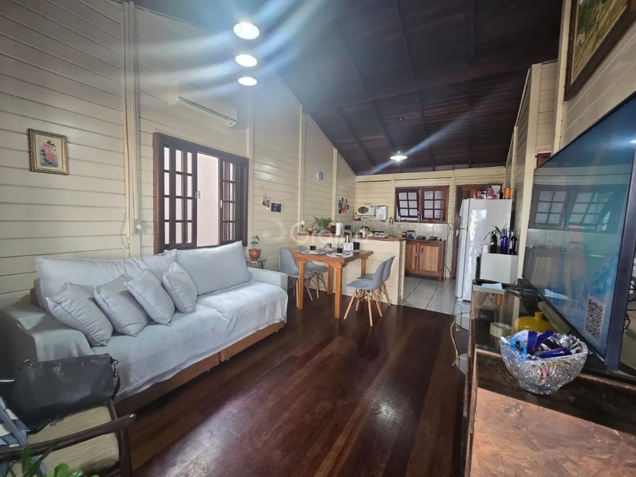 Casa para venda com 3 dormitórios em Centro com 79 m² — foto principal