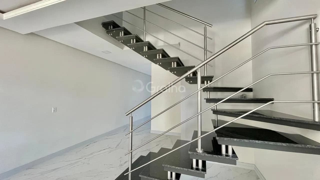 Casa para venda com 3 dormitórios em Canasvieiras com 179 m² — foto 2