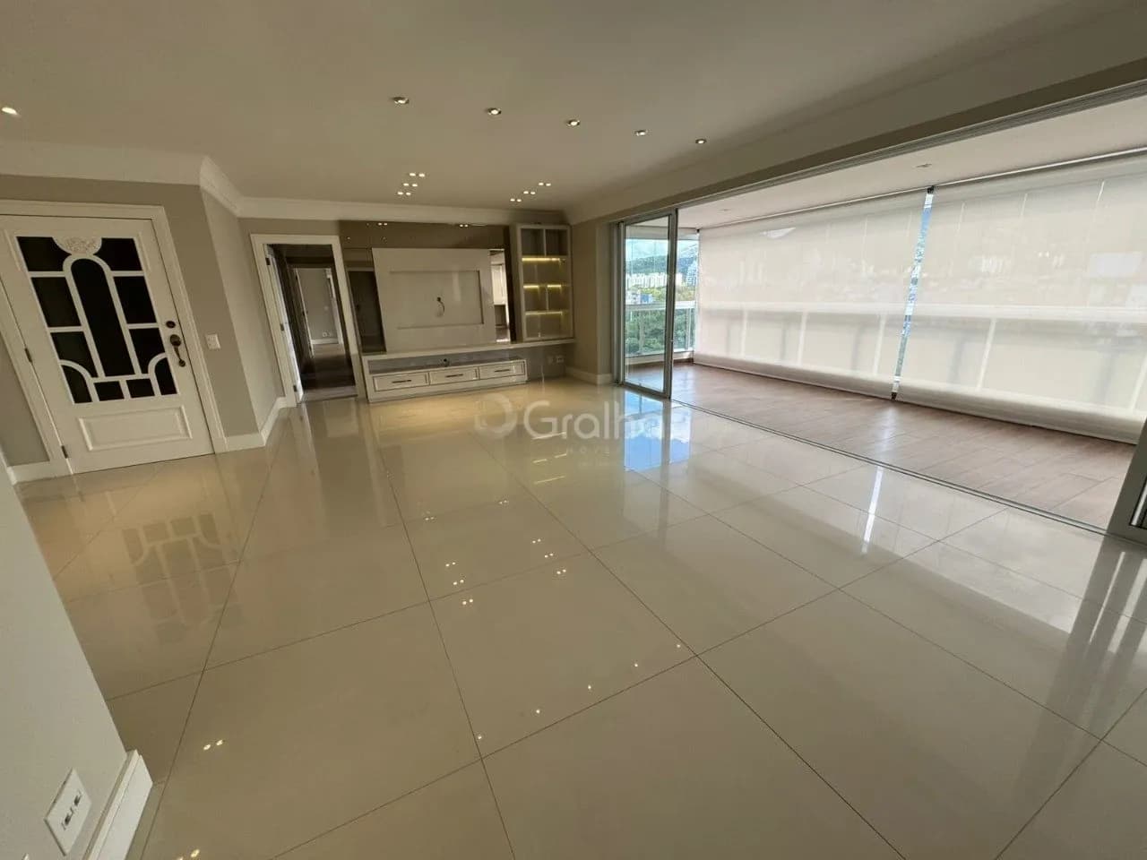 Apartamento para venda com 3 dormitórios em Pedra Branca com 220 m² — foto principal