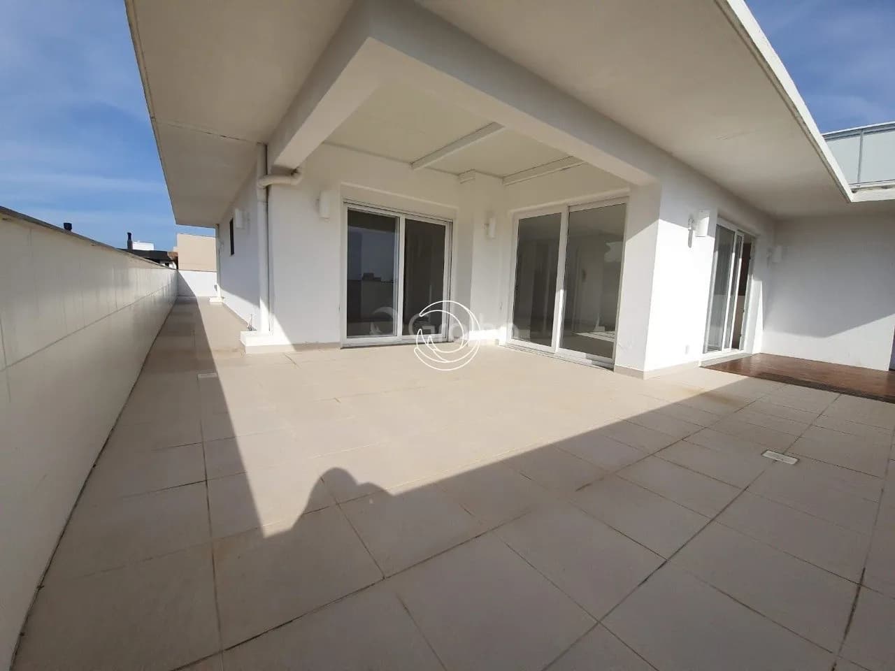 Cobertura para venda com 3 dormitórios em Campeche com 227 m² — foto principal