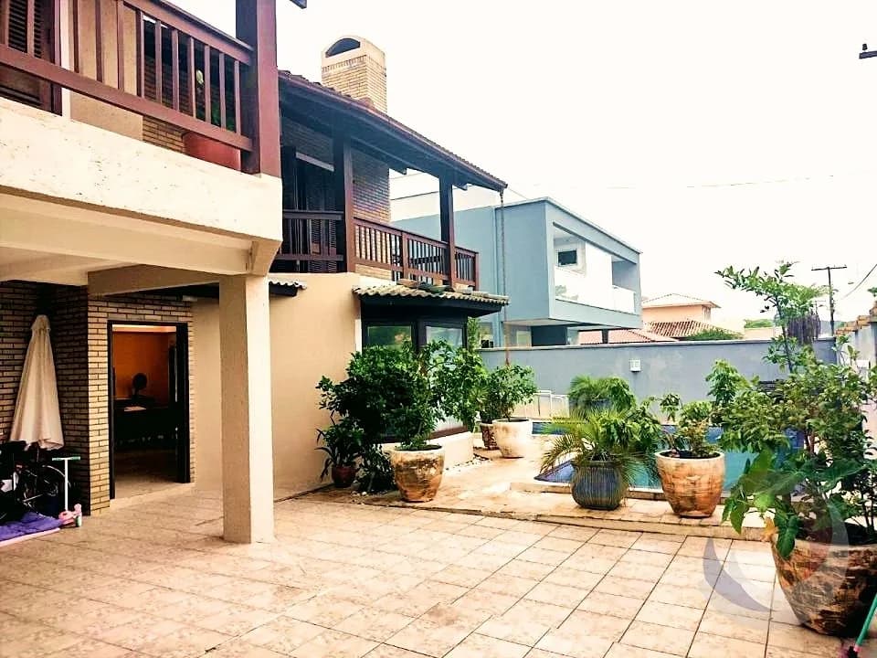 Casa para venda com 5 dormitórios em Campeche com 305 m² — foto 3