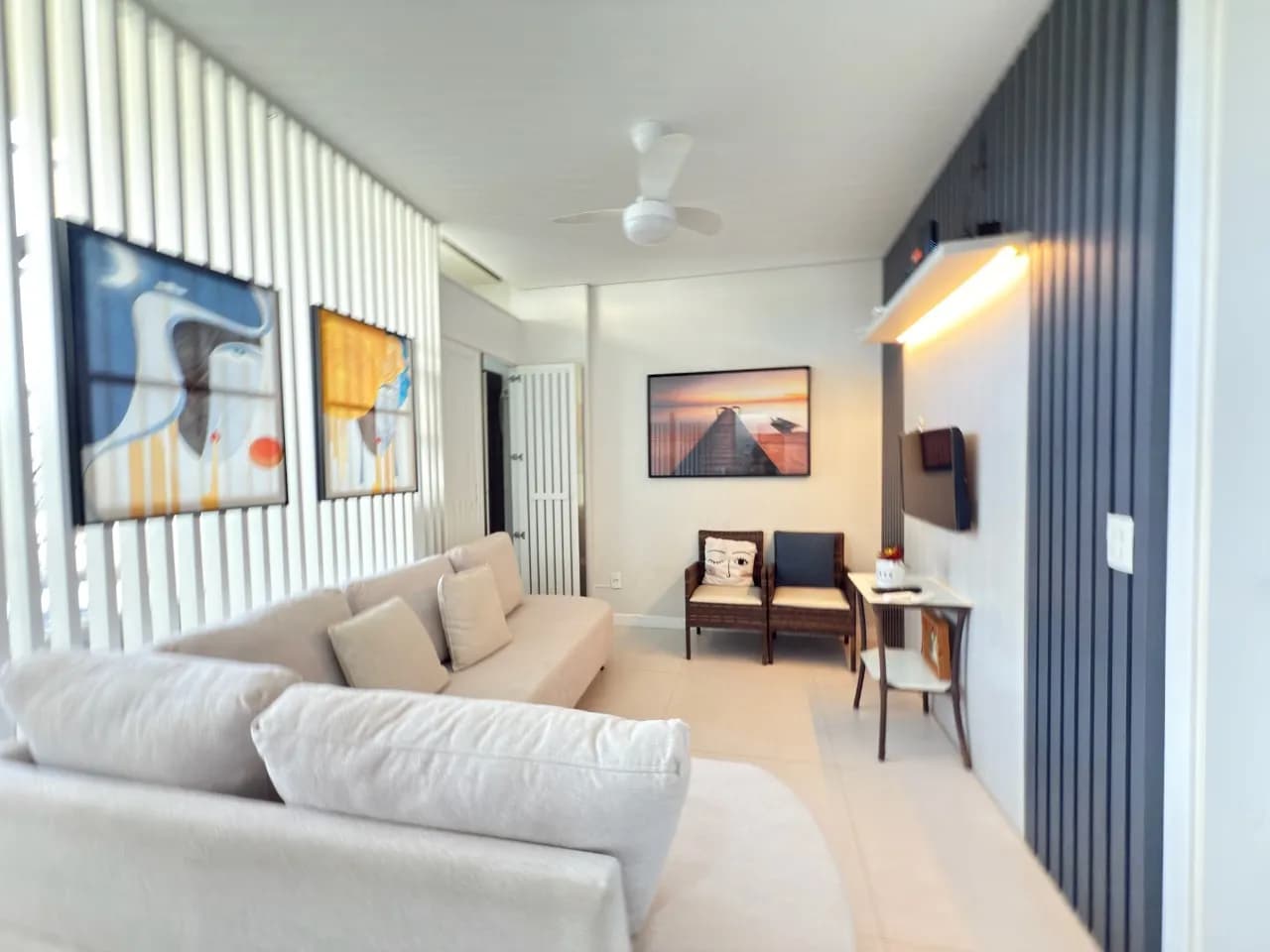 Apartamento para venda com 1 dormitório, em Açores com 55 m² — foto principal