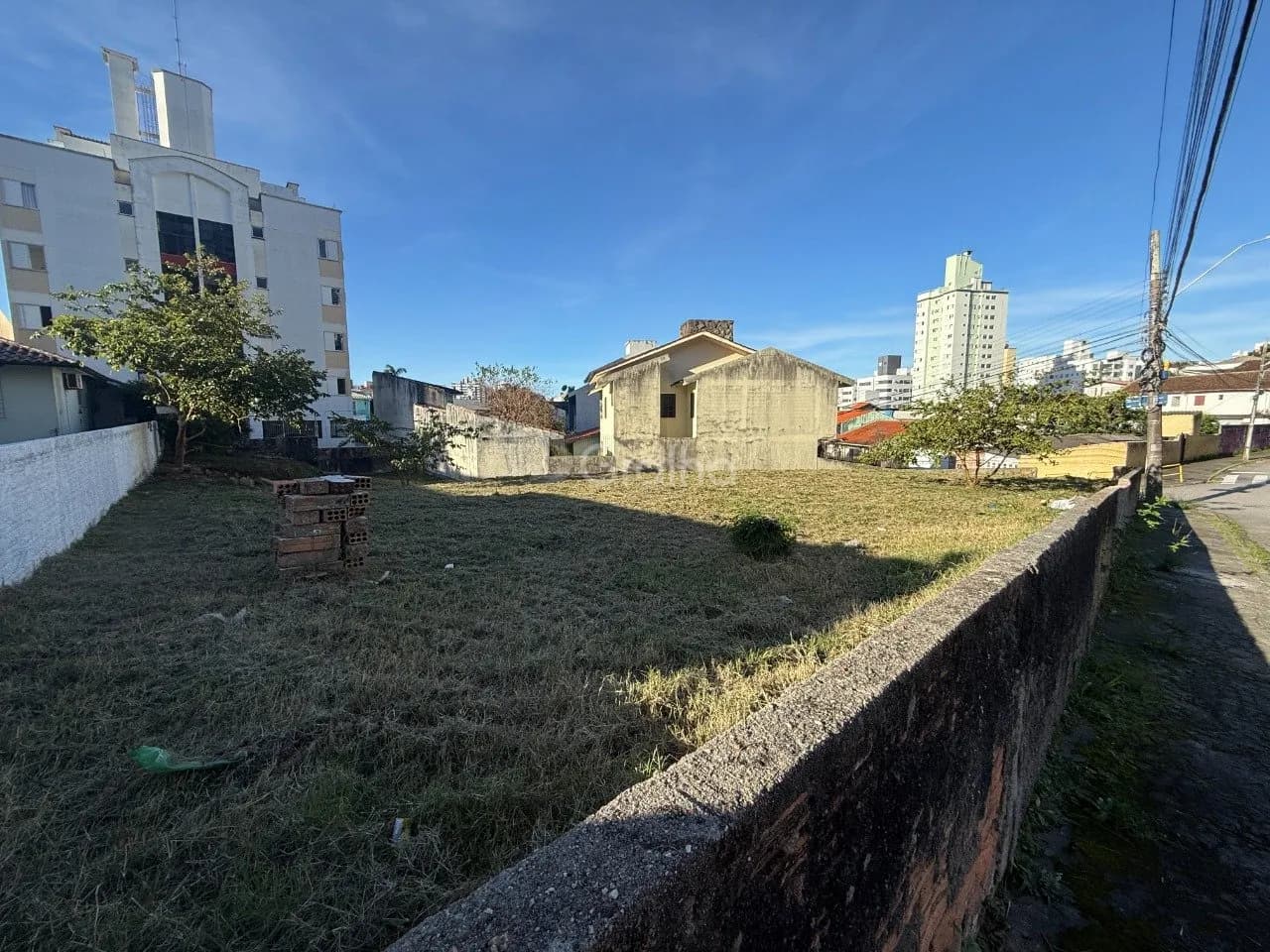 Terreno para venda em Capoeiras com 632 m² — foto principal
