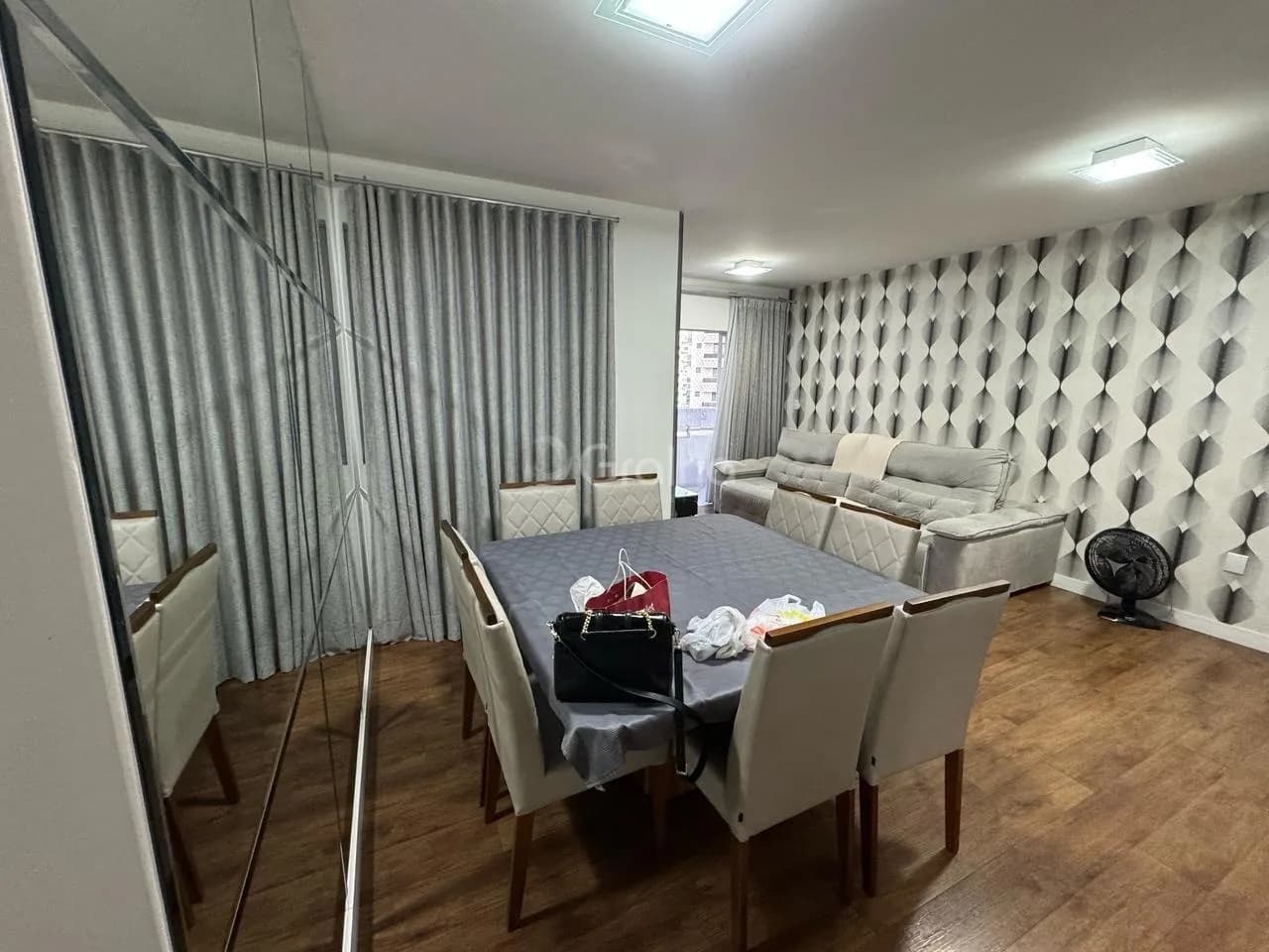 Apartamento para venda com 3 dormitórios em Campinas com 103 m² — foto principal
