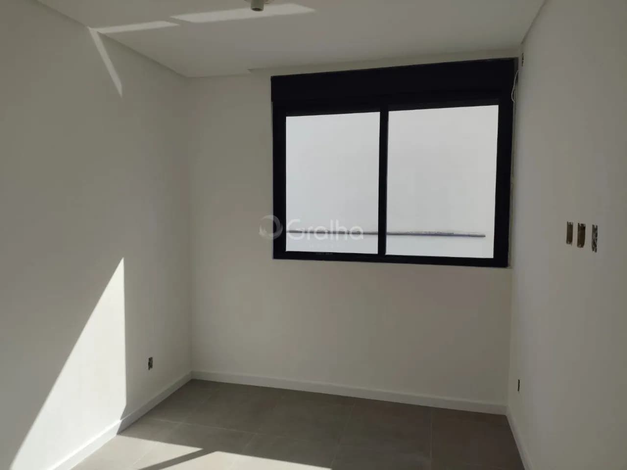 Apartamento para venda com 3 dormitórios em Coqueiros com 101 m² — foto 5