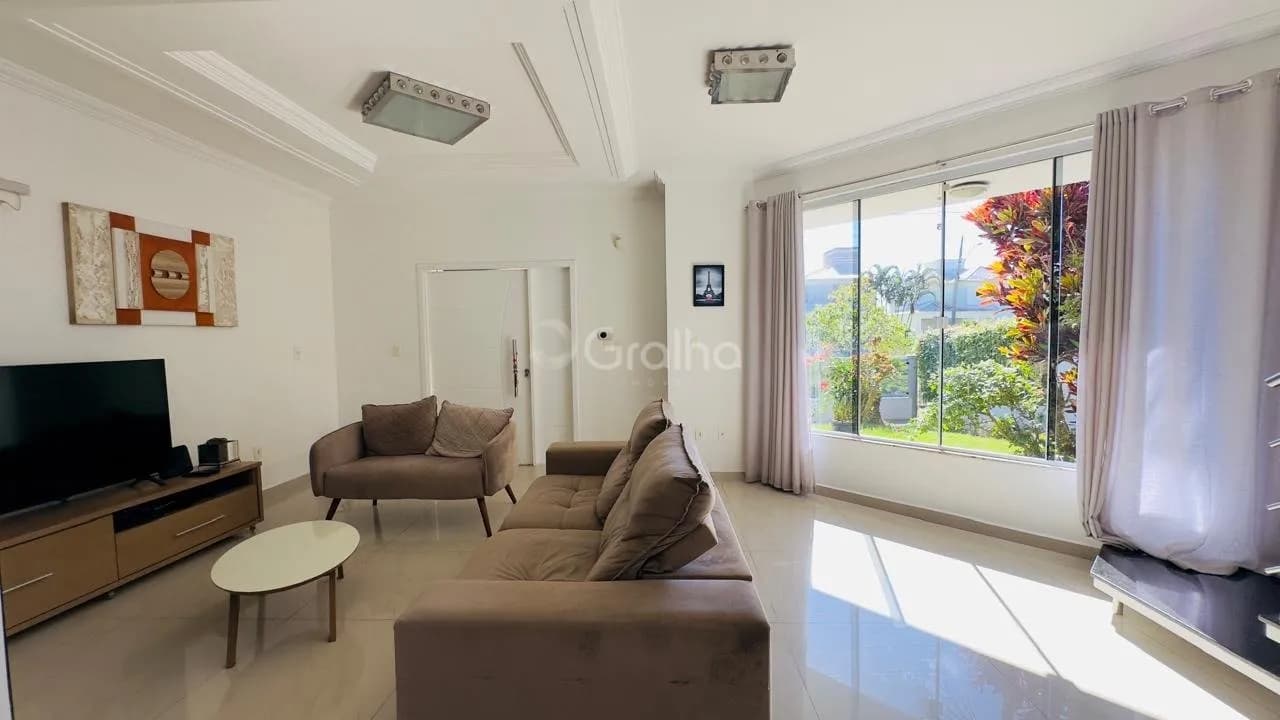 Casa para venda com 4 dormitórios em Ingleses Do Rio Vermelho com 307 m² — foto 2
