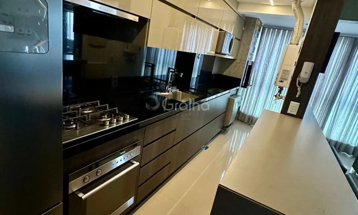 Apartamento duplex para venda com 3 dormitórios em Coqueiros com 124 m² — foto 4