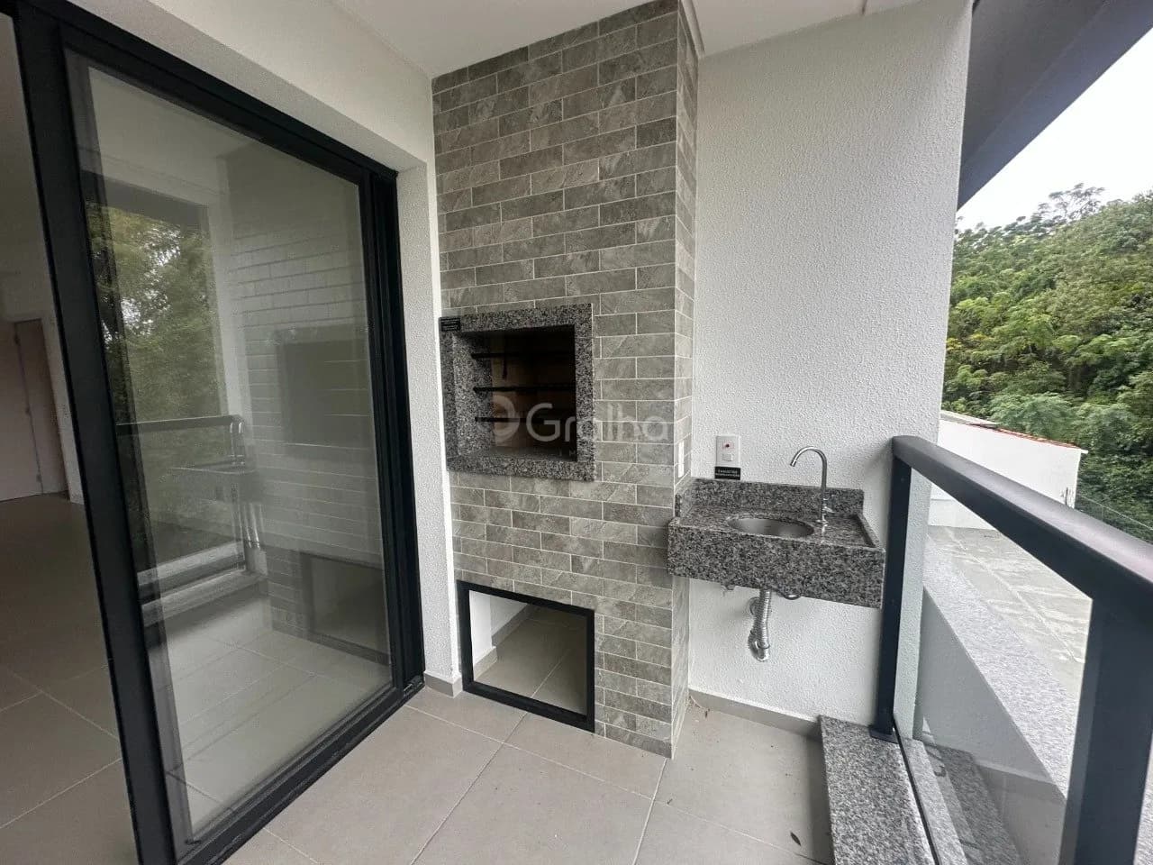 Apartamento para venda com 2 dormitórios em Agronômica com 70 m² — foto 5