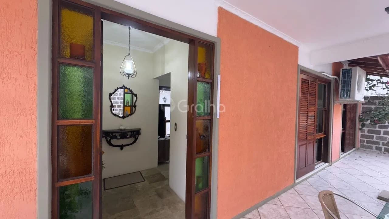 Casa para venda com 4 dormitórios em Saco Dos Limões com 296 m² — foto 2