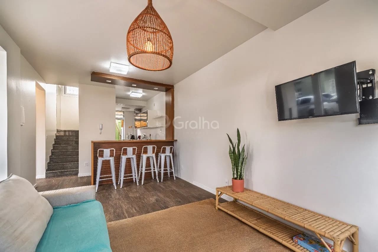 Casa para venda com 3 dormitórios em Barra Da Lagoa com 137 m² — foto 2
