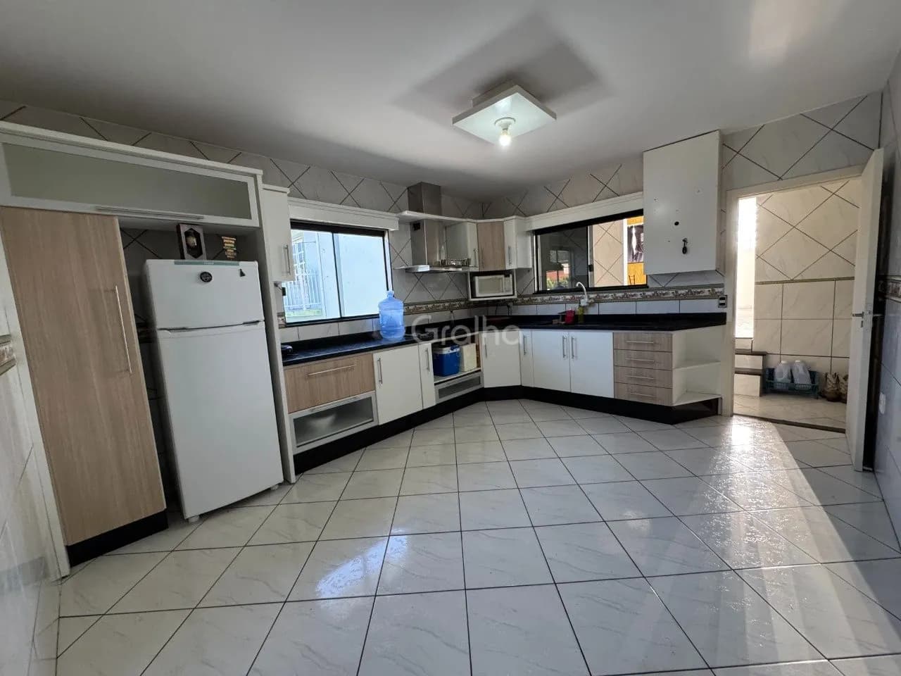 Casa para venda com 3 dormitórios em Real Parque com 335 m² — foto 2
