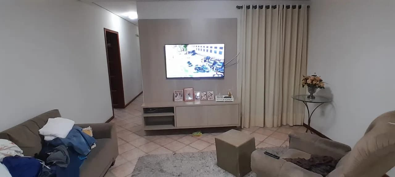 Casa para venda com 3 dormitórios em Areias com 300 m² — foto principal