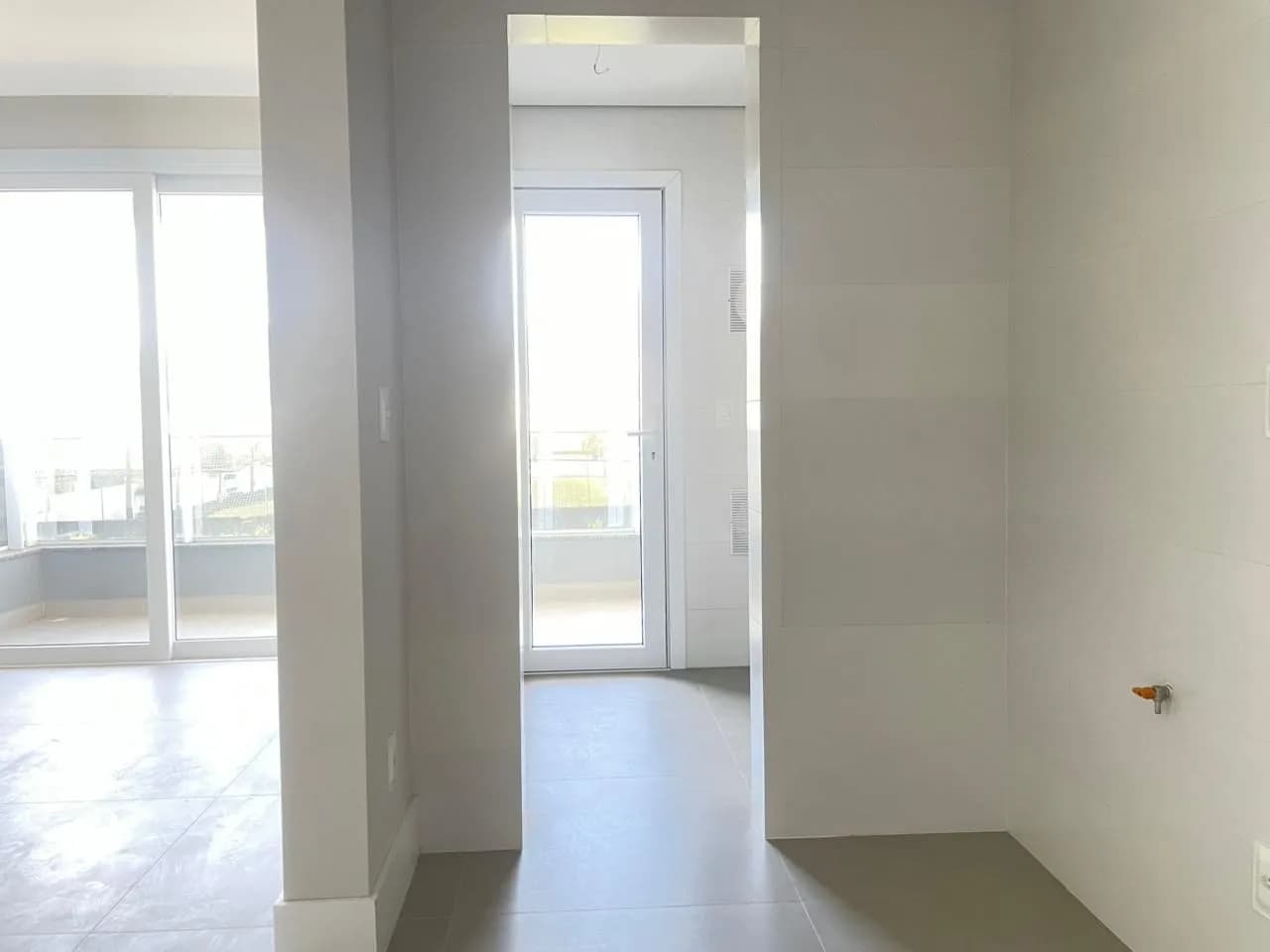 Apartamento para venda com 2 dormitórios em Campeche com 77 m² — foto 4