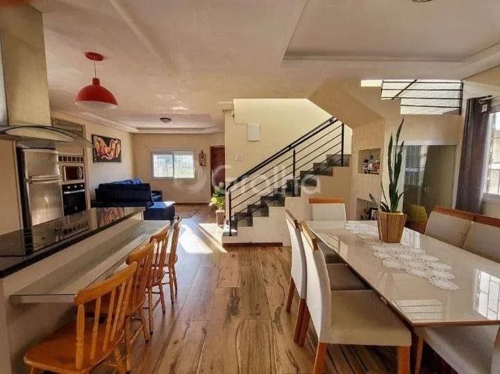 Casa para venda com 2 dormitórios em Areias com 136 m² — foto principal