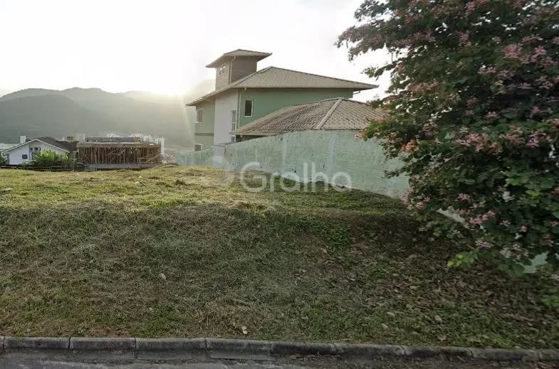 Terreno para venda em Pedra Branca com 364 m² — foto principal