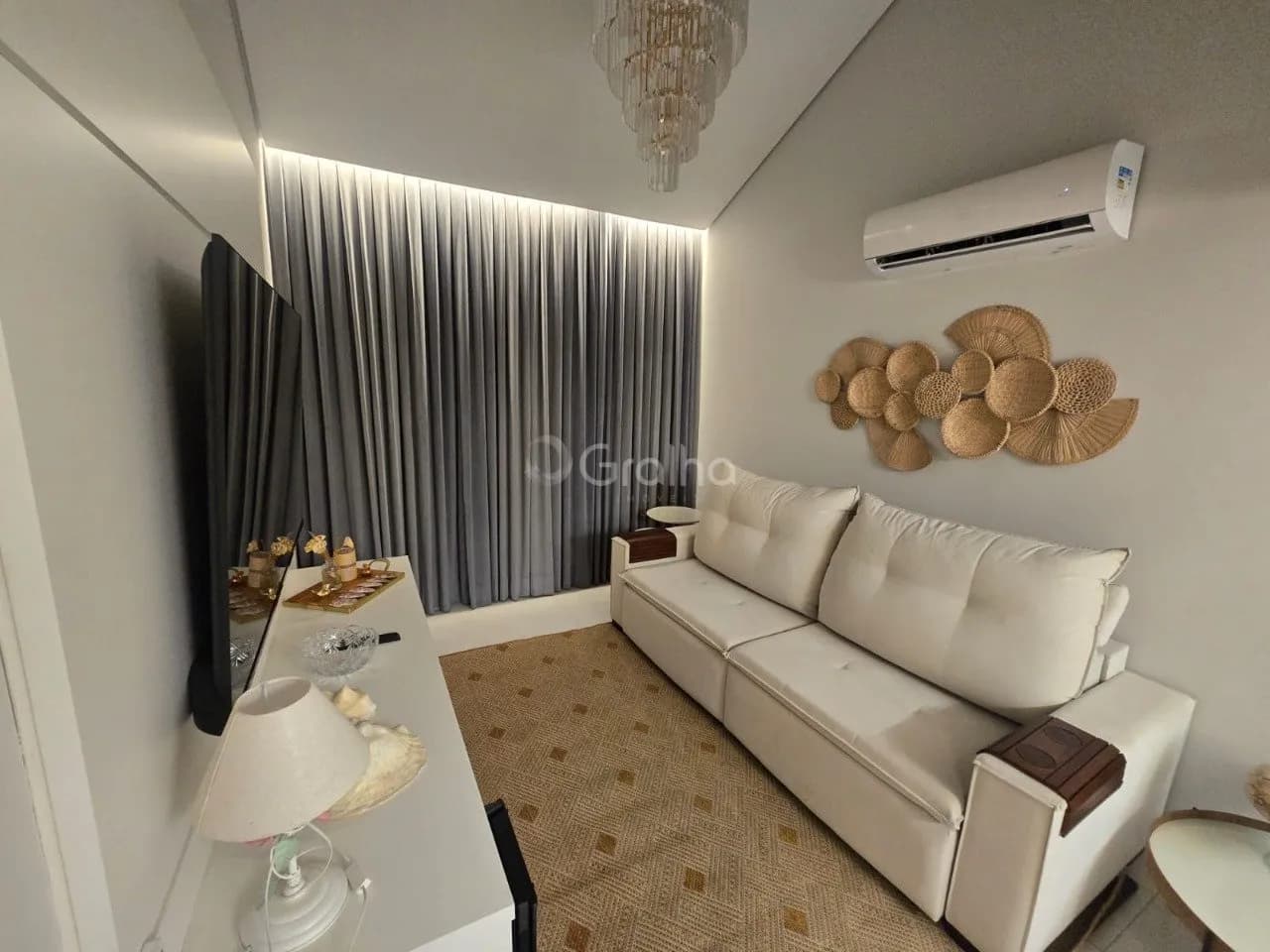 Apartamento para venda com 2 dormitórios em Daniela com 70 m² — foto principal