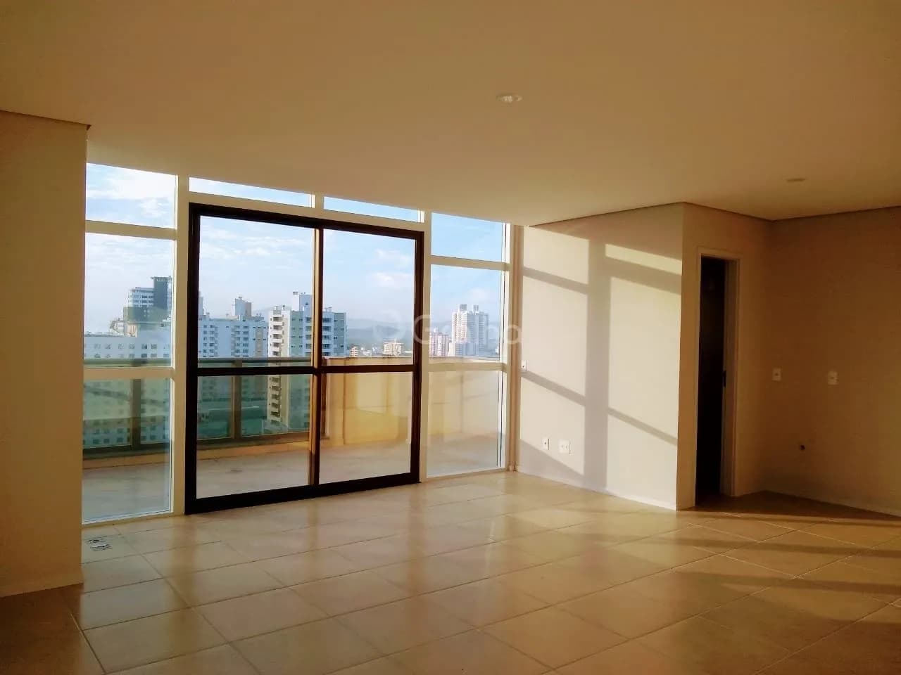 Sala comercial para venda em Passa Vinte com 183 m² — foto 5