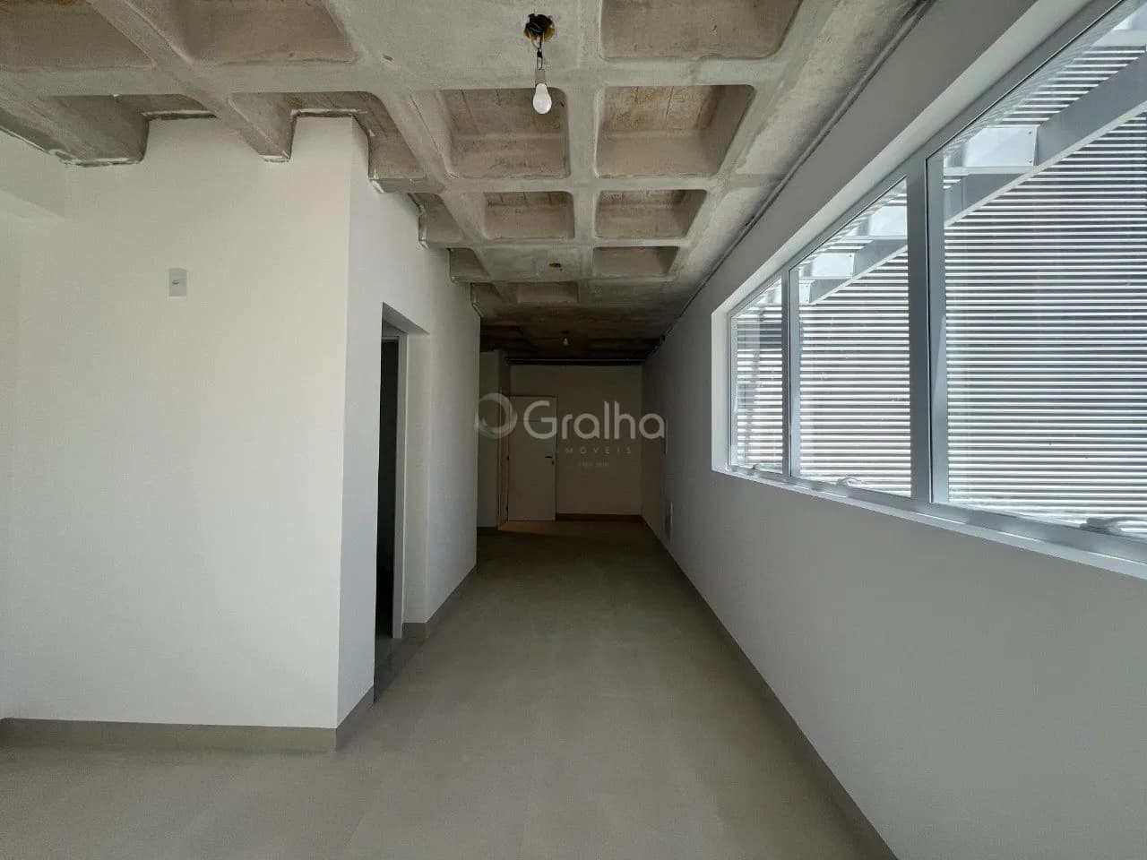 Sala comercial para venda em Centro com 33 m² — foto 5