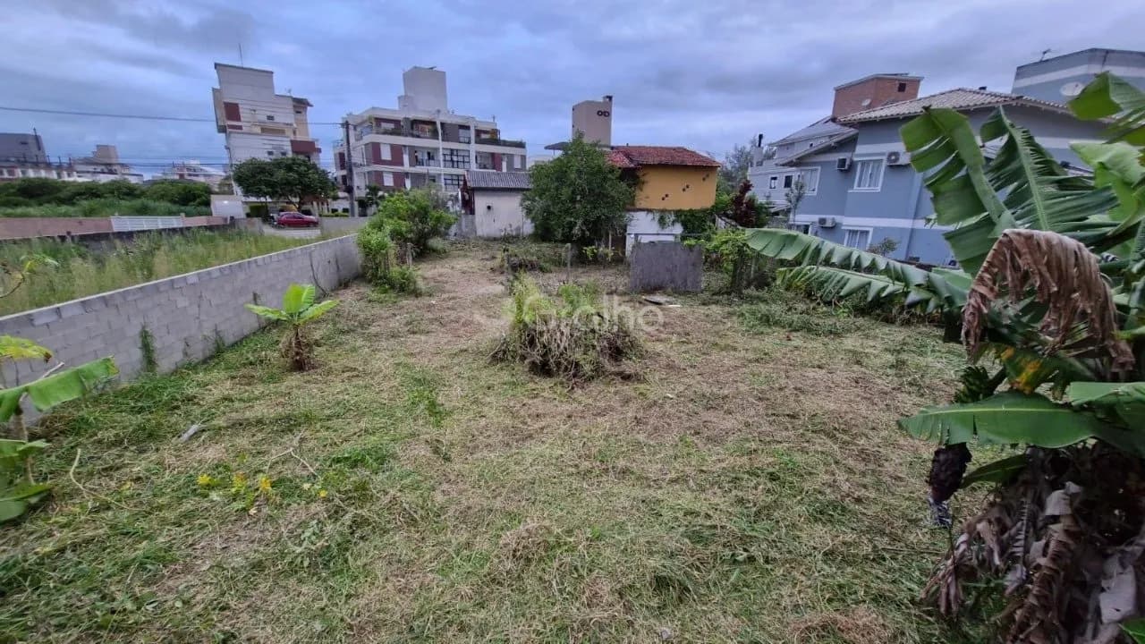 Terreno para venda em Campeche com 929 m² — foto principal