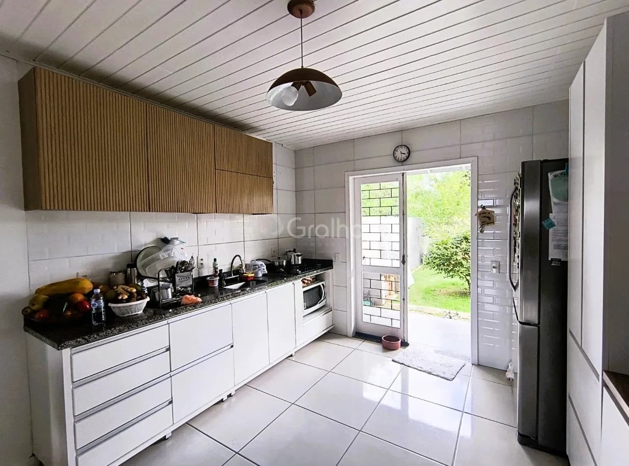 Casa para venda com 2 dormitórios em Campeche com 68 m² — foto 3