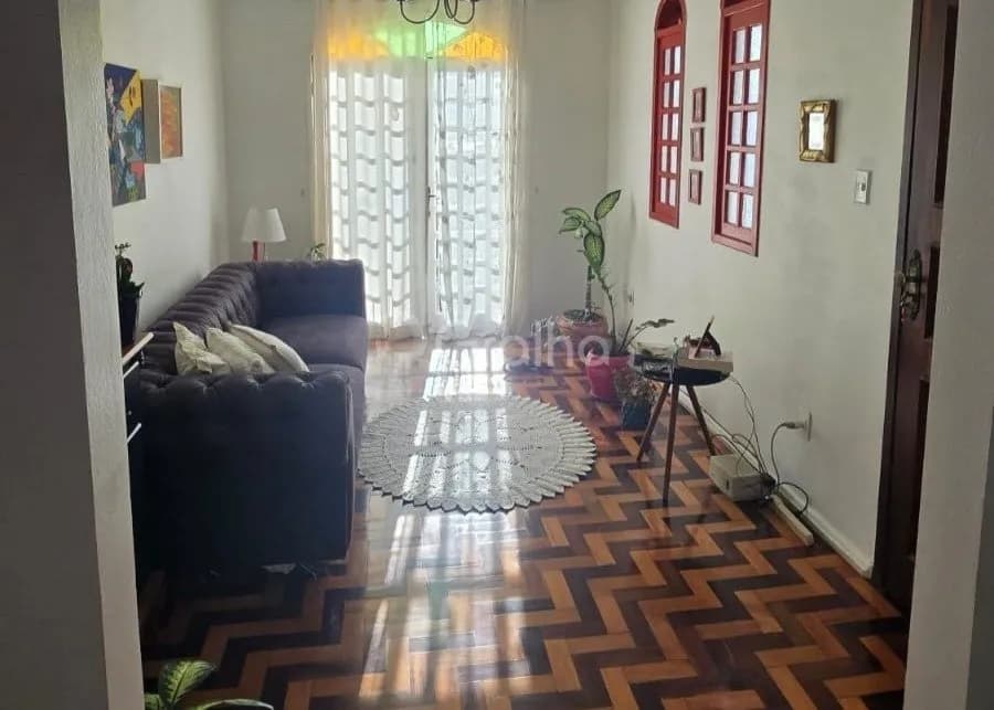 Casa para venda com 3 dormitórios em Centro com 116 m² — foto principal