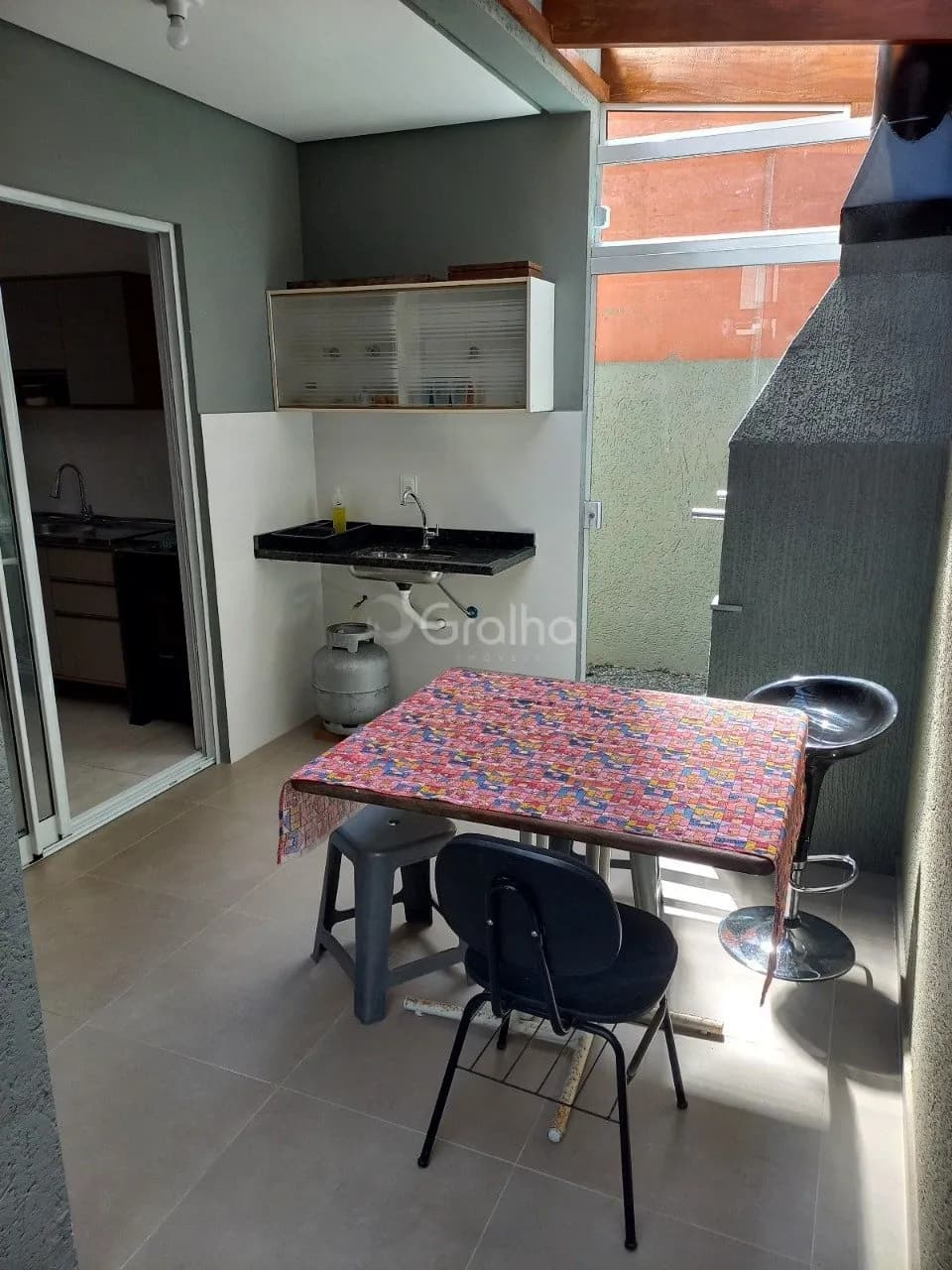 Casa para venda com 2 dormitórios em Campeche com 106 m² — foto 2