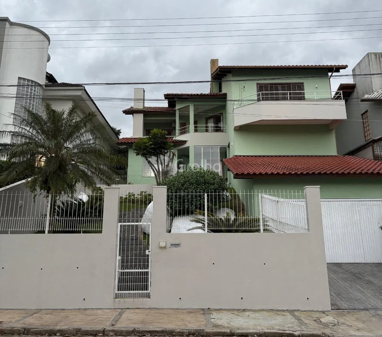 Casa para venda com 4 dormitórios em Joao Paulo com 289 m² — foto principal