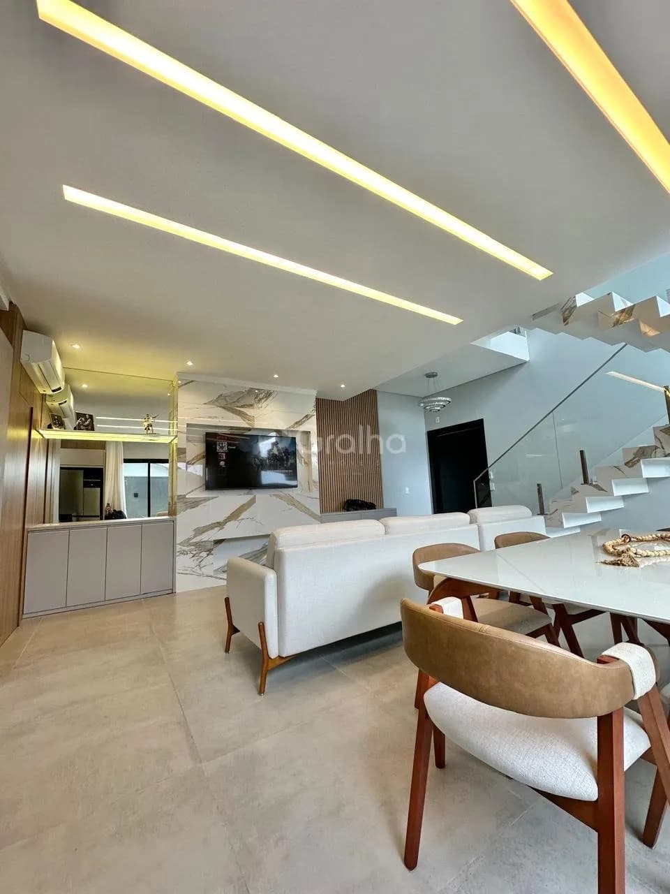 Casa para venda com 3 dormitórios em Ingleses Do Rio Vermelho com 202 m² — foto 3