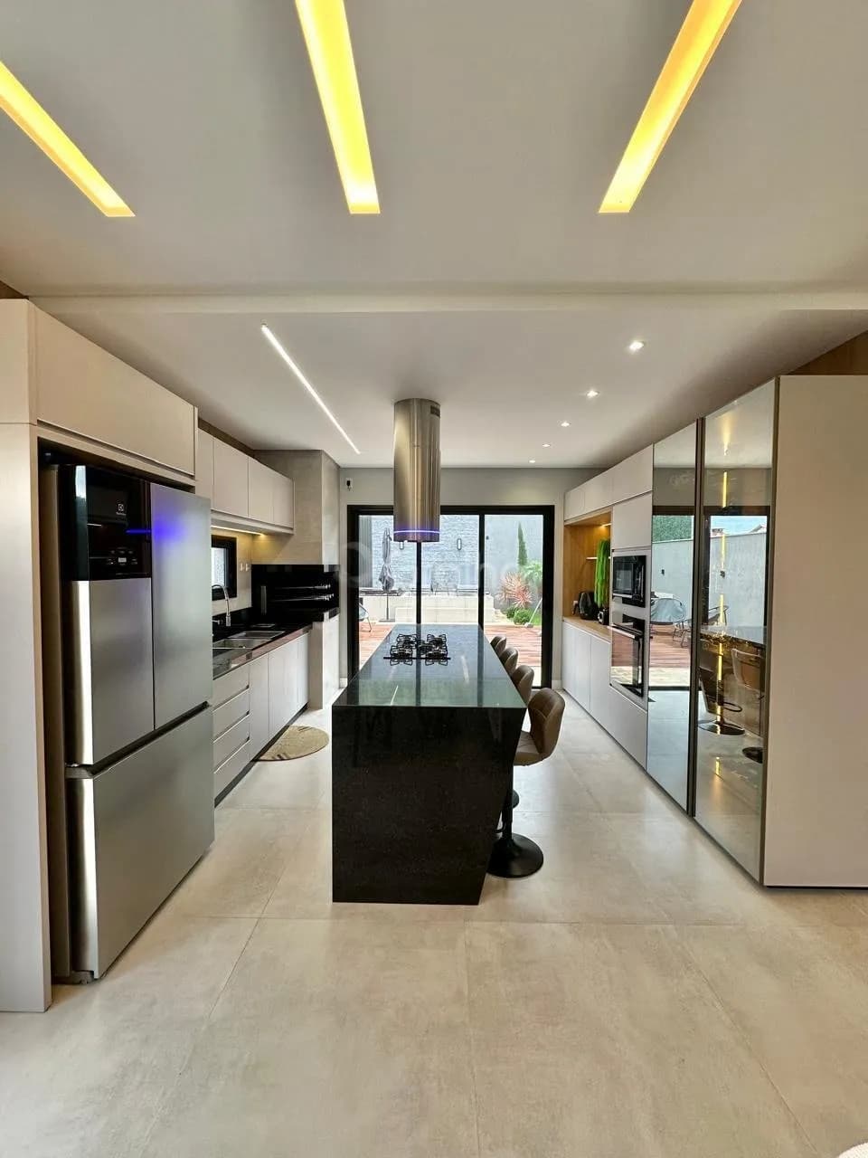 Casa para venda com 3 dormitórios em Ingleses Do Rio Vermelho com 202 m² — foto 4