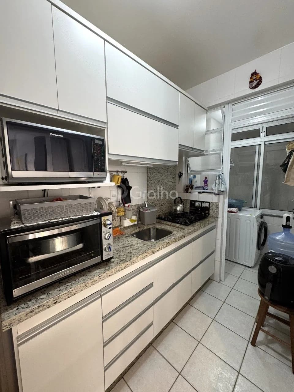 Apartamento para venda com 2 dormitórios em Praia Brava com 66 m² — foto 2