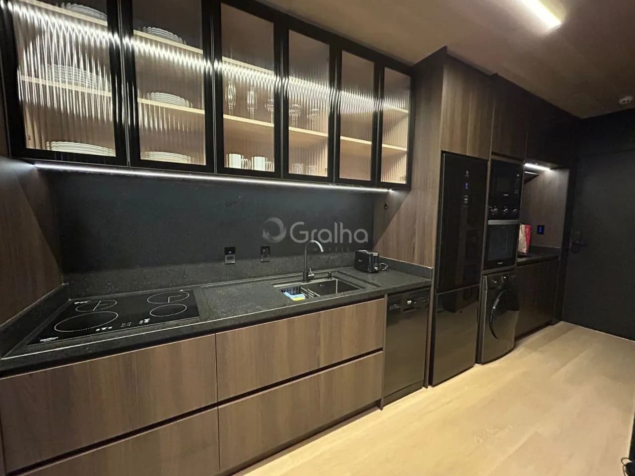 Estúdio para venda com 1 dormitório, em Centro com 33 m² — foto 2