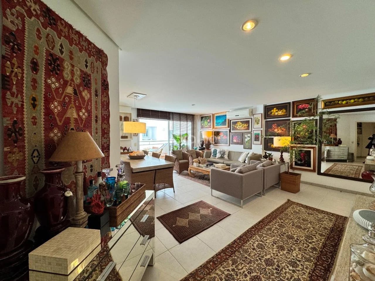 Apartamento para venda com 3 dormitórios em Jurerê Internacional com 144 m² — foto principal