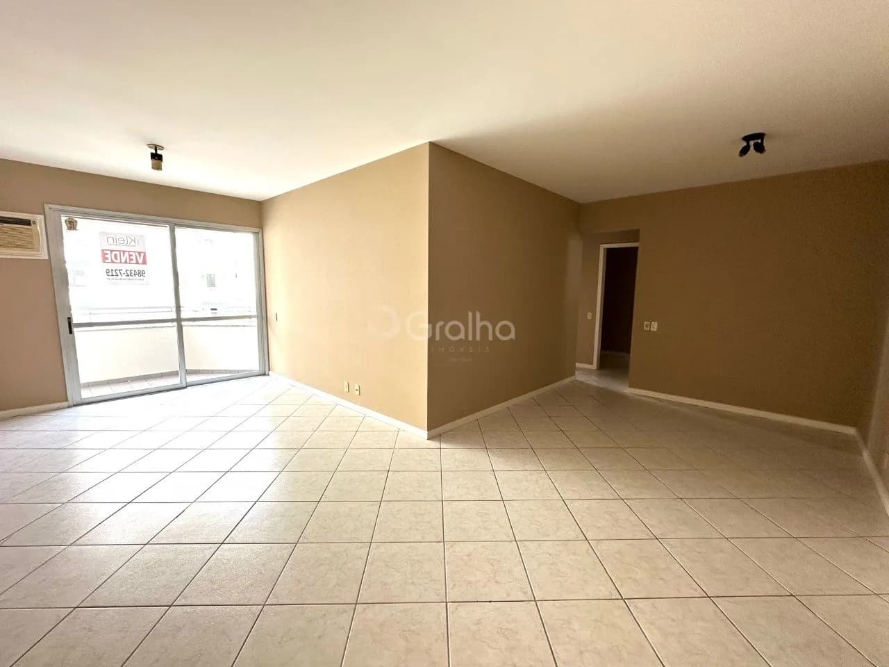 Apartamento para venda com 3 dormitórios em Centro com 122 m² — foto principal