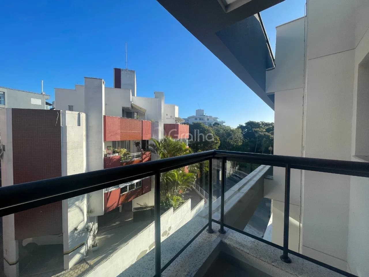 Apartamento para venda com 1 dormitório, em Jurerê com 53 m² — foto 3