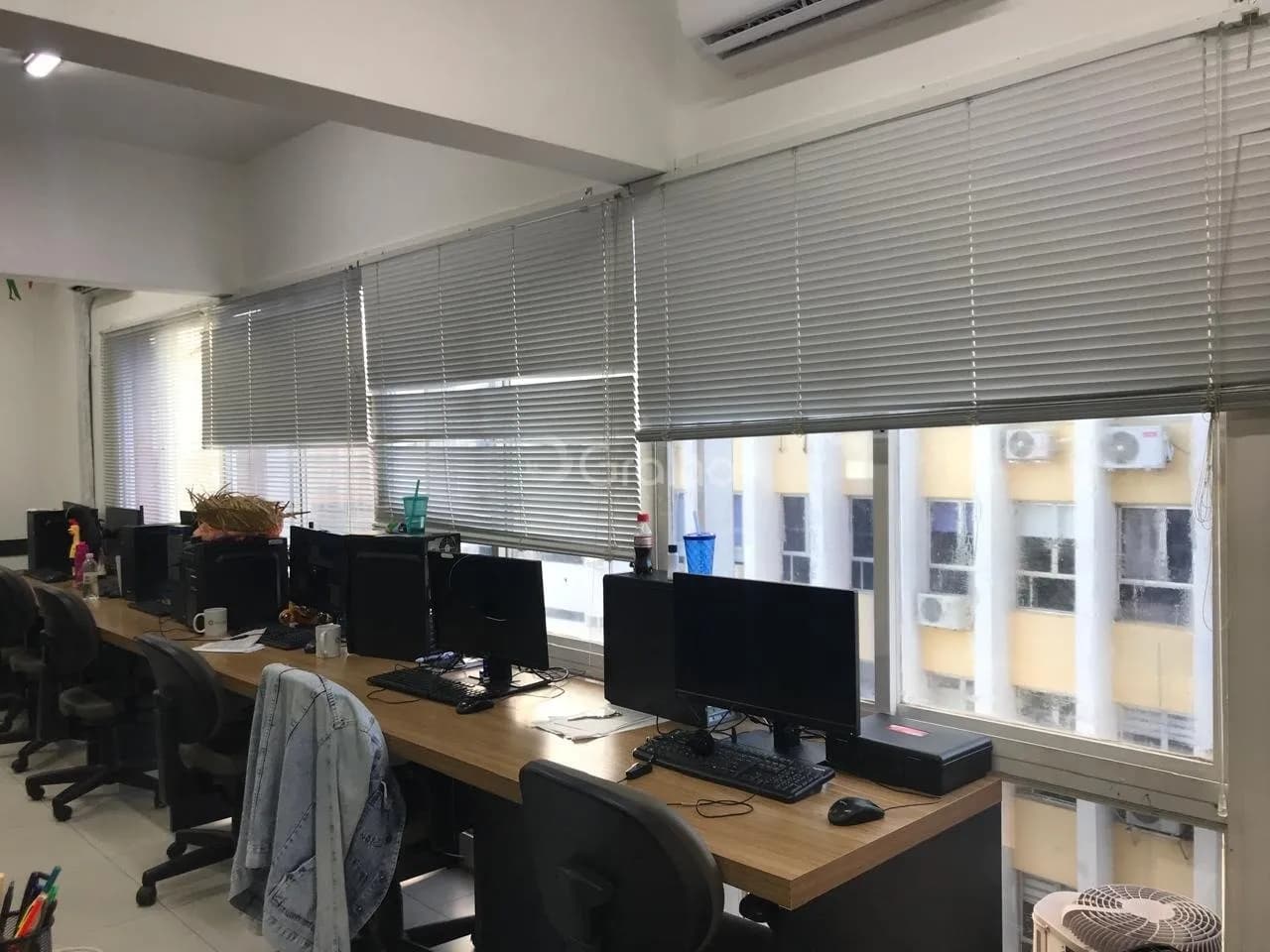 Sala comercial para venda em Centro com 55 m² — foto 2