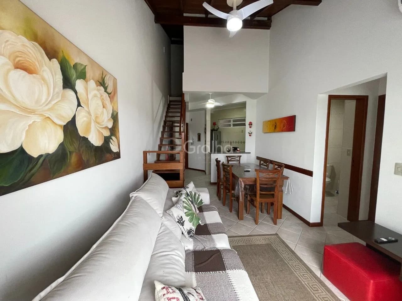 Cobertura para venda com 2 dormitórios em Cachoeira Do Bom Jesus com 67 m²