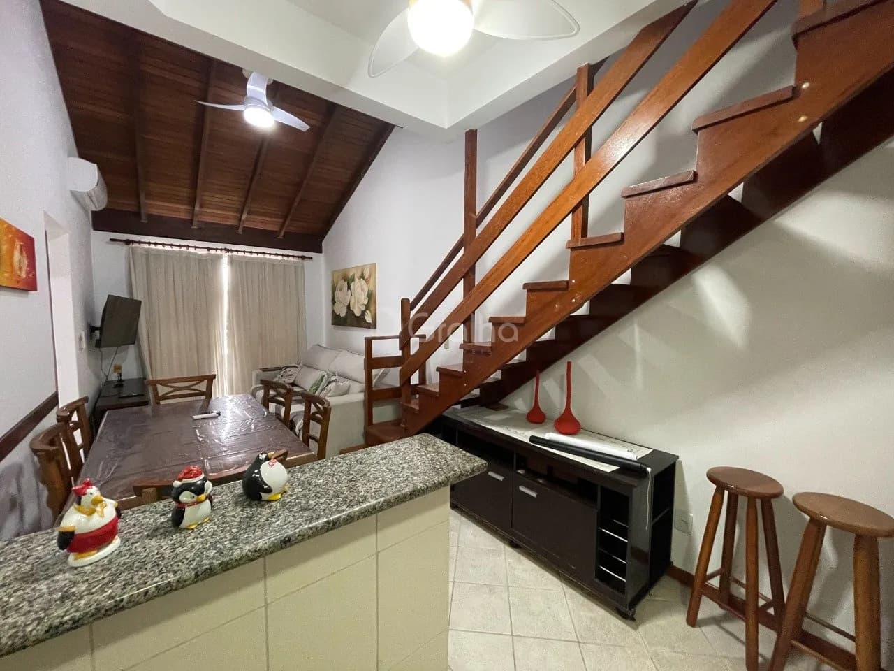 Cobertura para venda com 2 dormitórios em Cachoeira Do Bom Jesus com 67 m² — foto 3