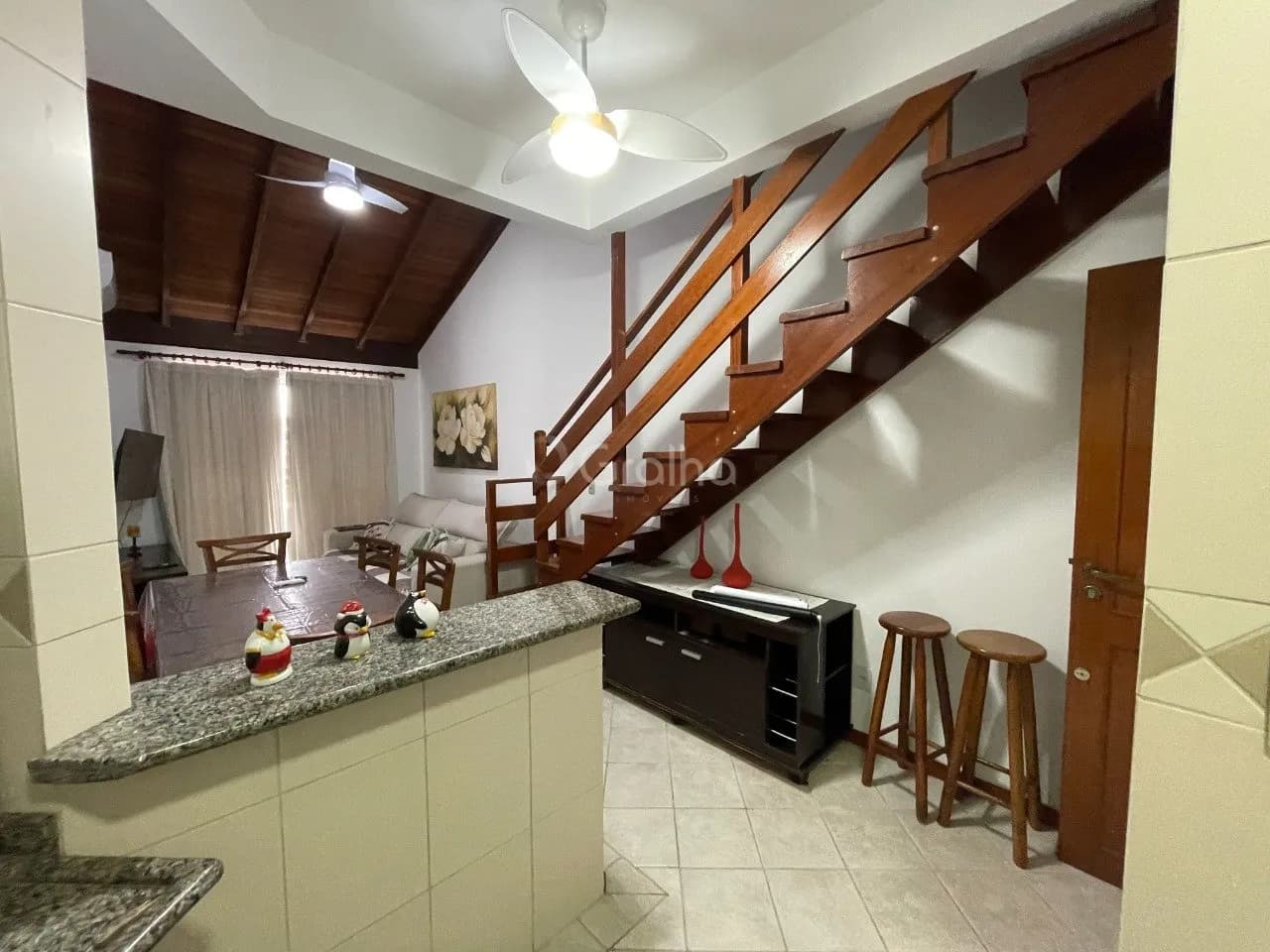 Cobertura para venda com 2 dormitórios em Cachoeira Do Bom Jesus com 67 m² — foto 4