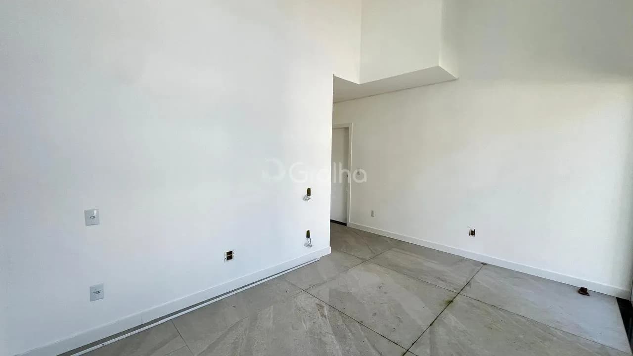 Casa para venda com 4 dormitórios em Vargem Pequena com 280 m² — foto 2