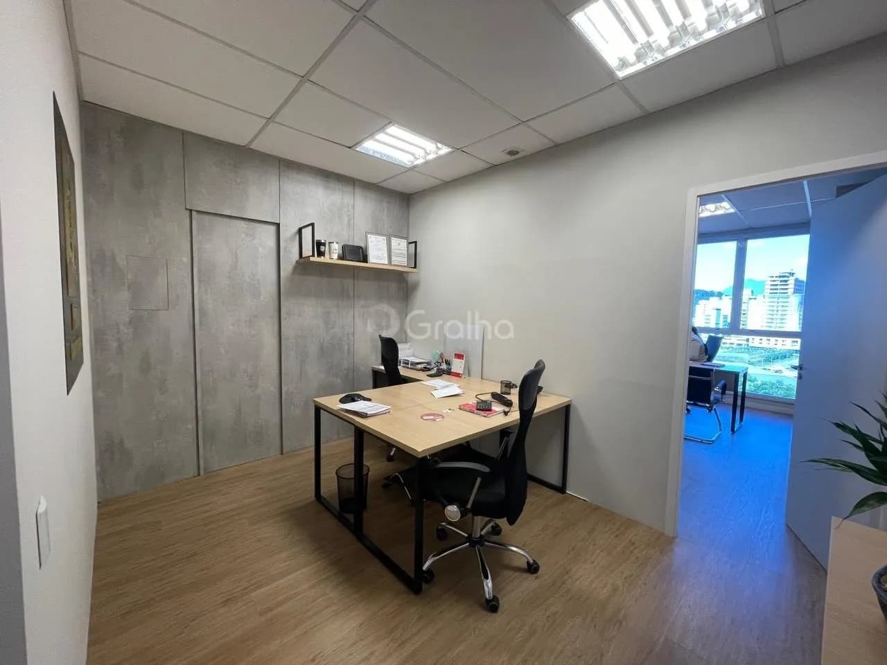 Sala comercial para venda em Pedra Branca com 41 m² — foto principal