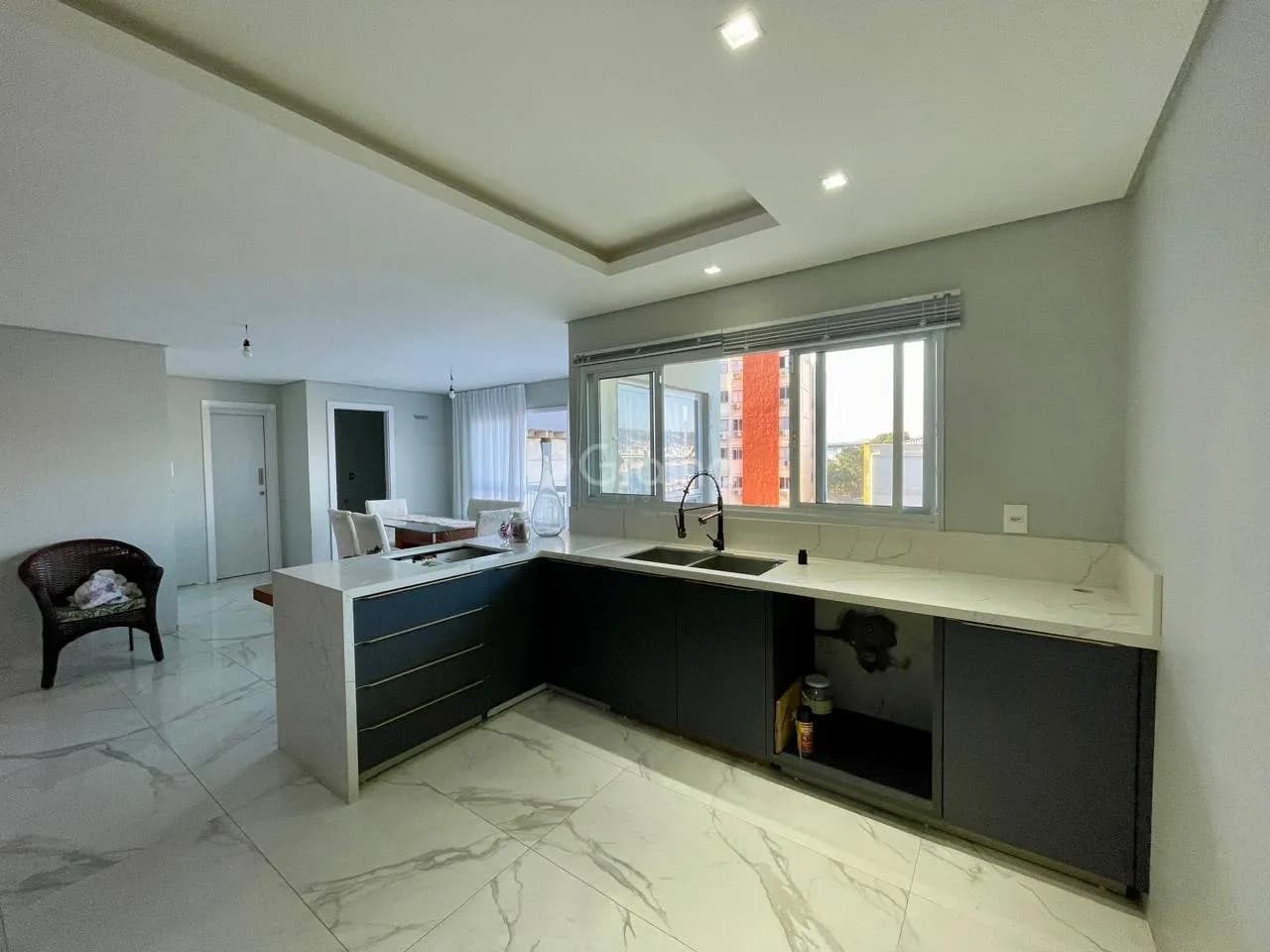 Casa para venda com 4 dormitórios em Estreito com 348 m² — foto 2